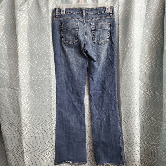 FINAL $❗GONE SOON • BITTEN Sarah Jessica Parker Jeans 2. WAS $45. - Picture 8 of 16